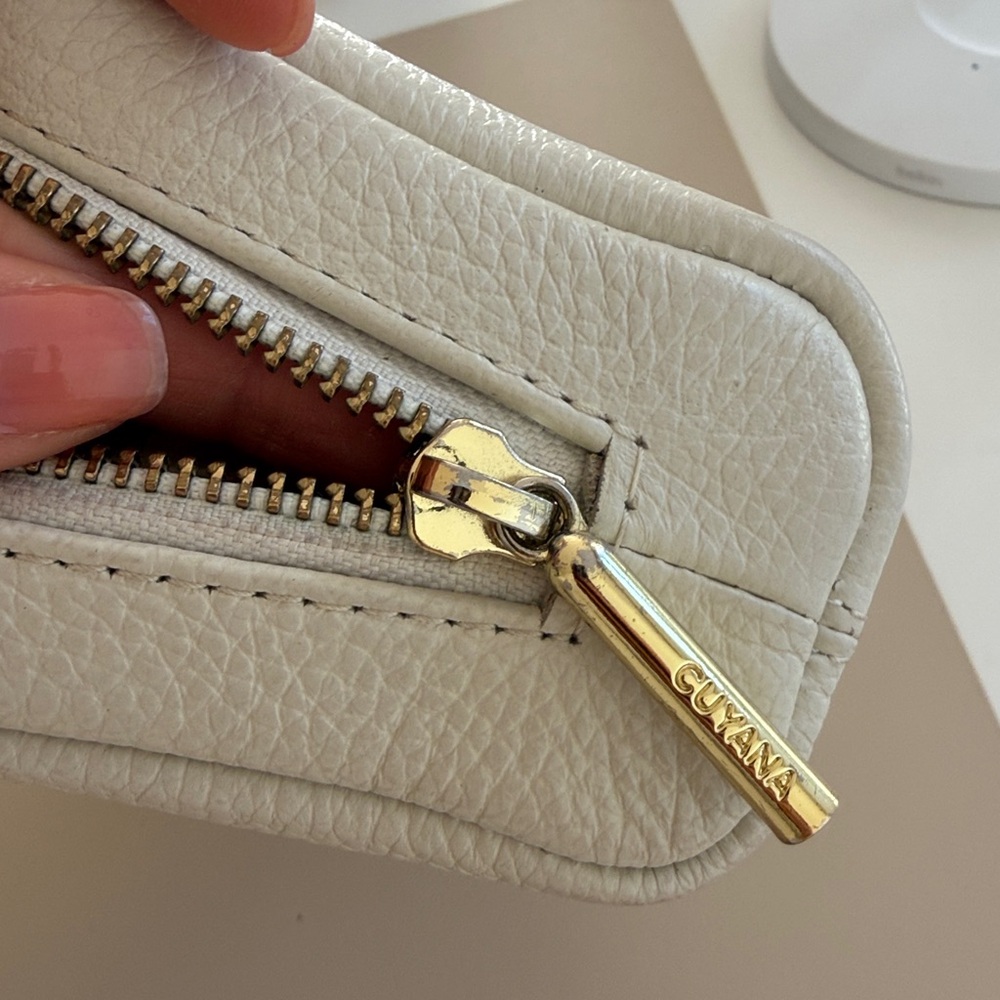 Cuyana Tech Case - Picture 4 of 6
